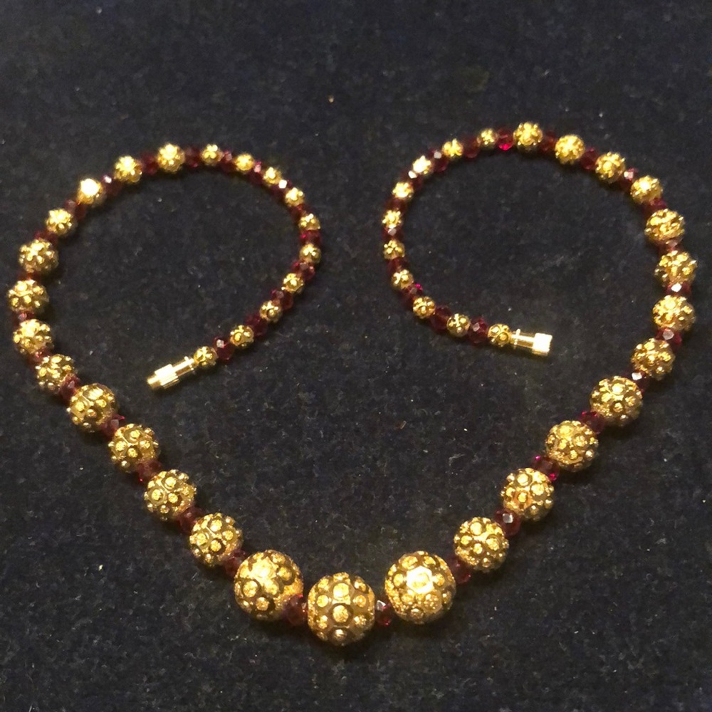 NWT Gold plated necklace
